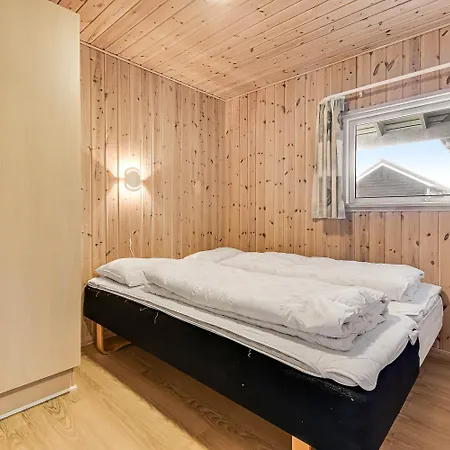 Luxury Seaside With Pool For 22 Sj200 別荘